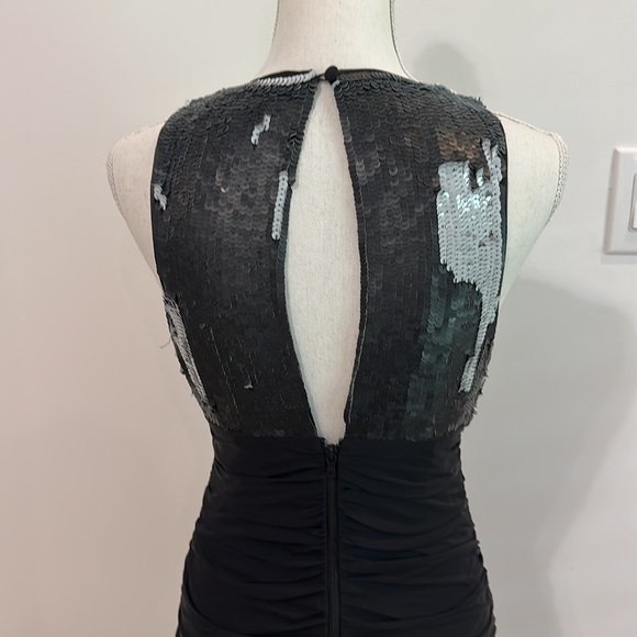 Alice + Olivia Black Sequin Detail Dress - Picture 9 of 12